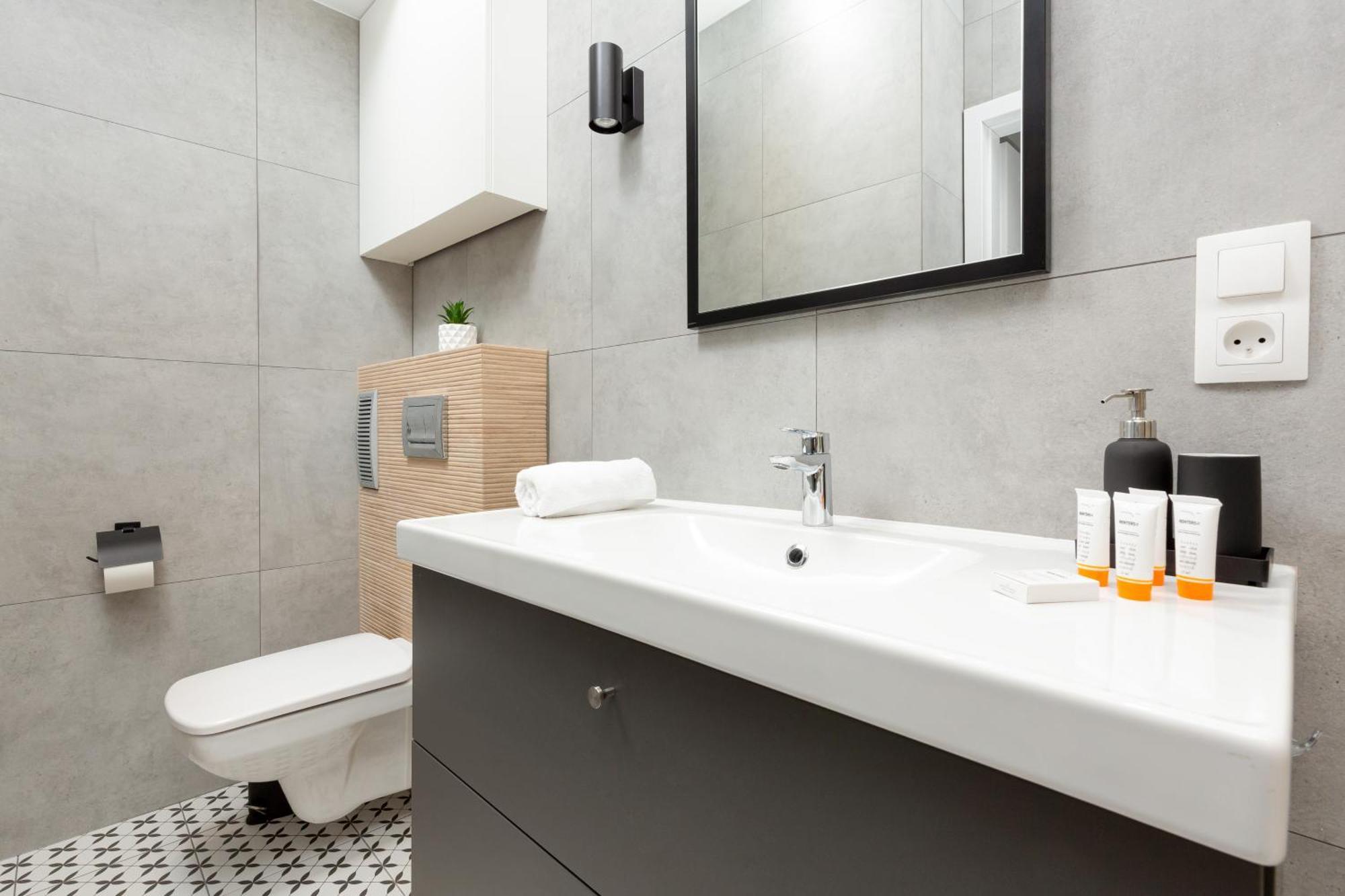 Central Apartment Emilii Plater By Noclegi Renters Varsovia Exterior foto